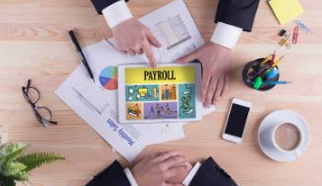 Top 10 Benefits of Using Payroll Software
